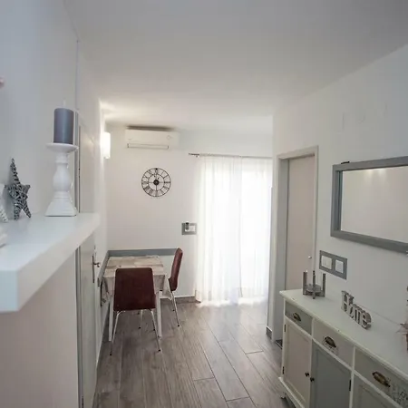 Tin Apartment